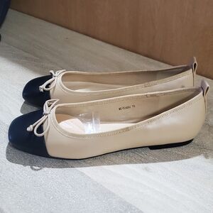 Modatope Aria Square Toe Ballet Flat. Nwot Sz 10. Tan Black. Faux Leather.